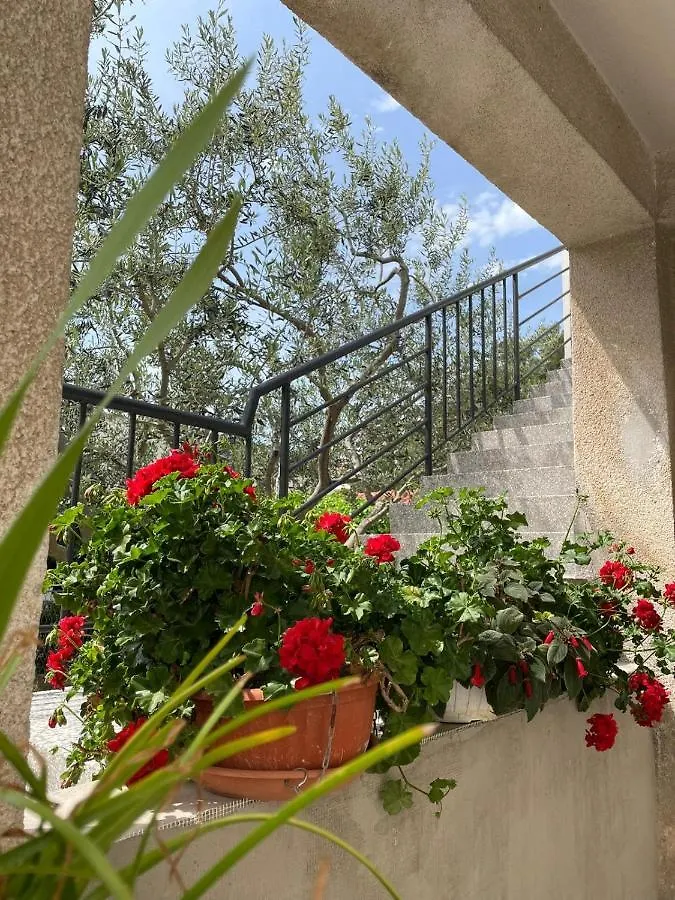 Jolie Ann Marie Apartment Kastela Croatia